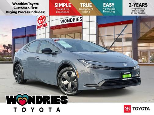 2025 Toyota Prius LE