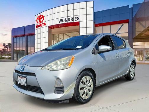 Classic Silver Metallic 2012 Toyota Prius c Two