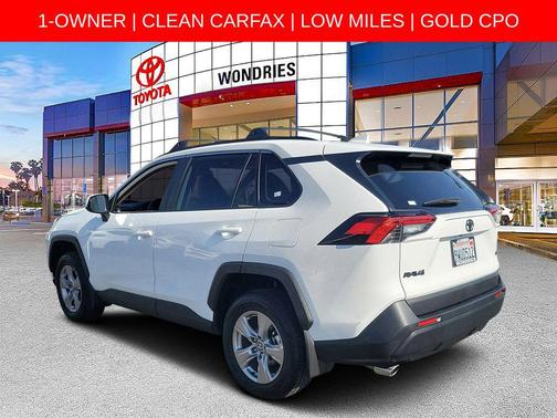 Ice 2025 Toyota RAV4 XLE