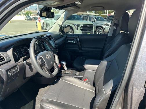 2021 Toyota 4Runner TRD Off Road