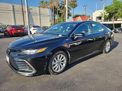 Midnight Black Metallic 2022 Toyota Camry LE