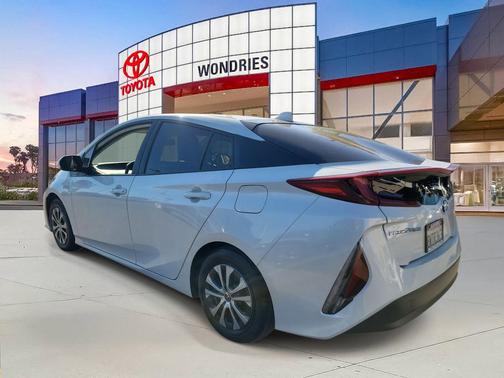 2021 Toyota Prius Prime XLE