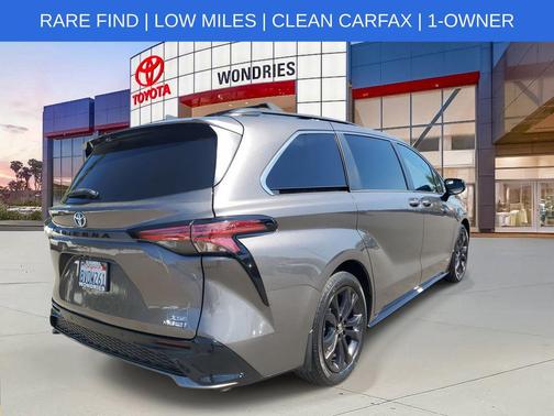 2021 Toyota Sienna XSE 7 Passenger