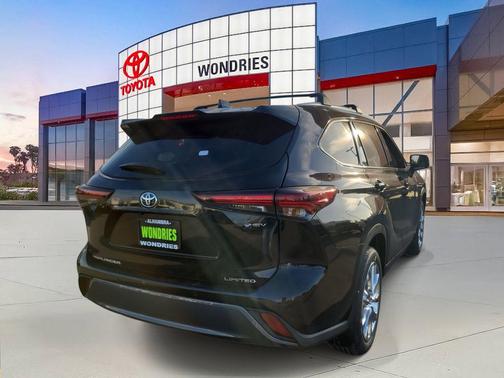 2026 Toyota Highlander Hybrid Limited