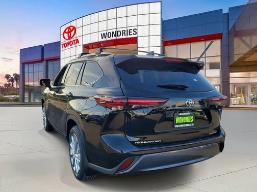 2026 Toyota Highlander Hybrid Limited