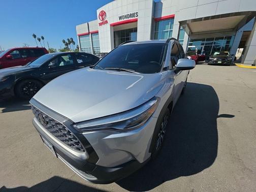 2022 Toyota Corolla Cross XLE