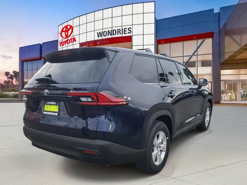 2026 Toyota Highlander LE