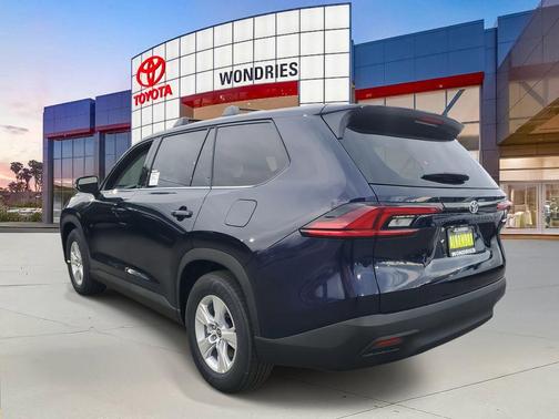 2026 Toyota Highlander LE