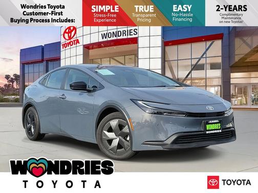 2025 Toyota Prius LE
