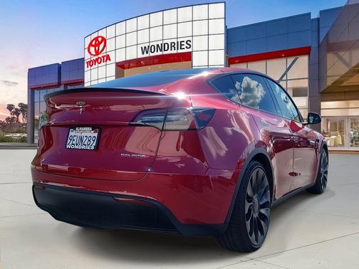 2023 Tesla Model Y Performance Dual Motor All-Wheel Drive