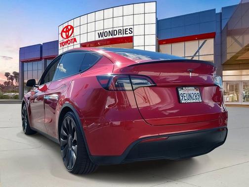 2023 Tesla Model Y Performance Dual Motor All-Wheel Drive