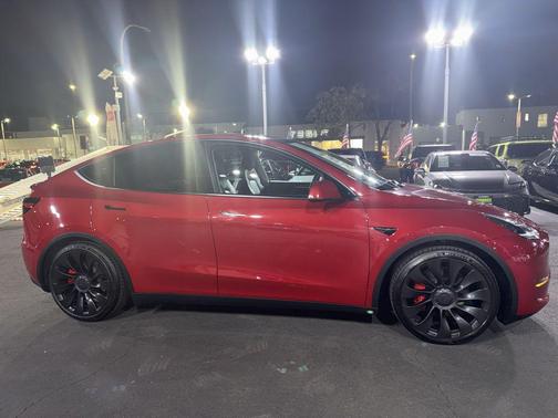 2023 Tesla Model Y Performance Dual Motor All-Wheel Drive