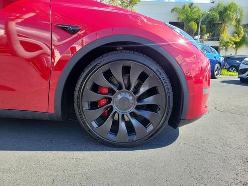 2023 Tesla Model Y Performance Dual Motor All-Wheel Drive