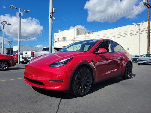 2023 Tesla Model Y Performance Dual Motor All-Wheel Drive