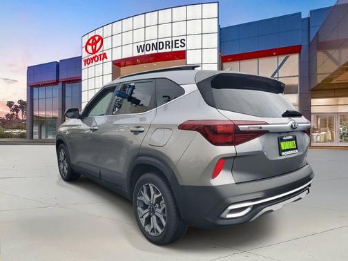 2021 Kia Seltos EX