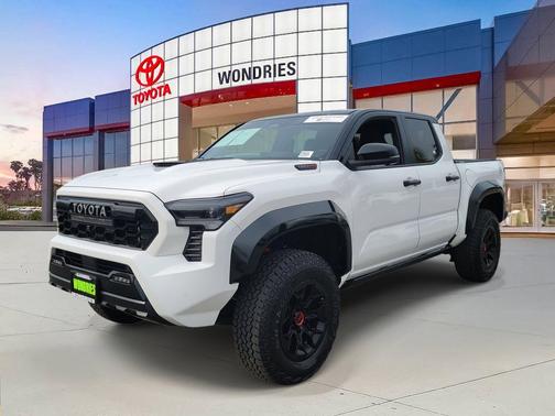 2025 Toyota Tacoma Hybrid TRD Pro
