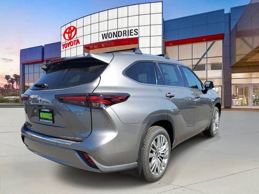 2026 Toyota Highlander Platinum