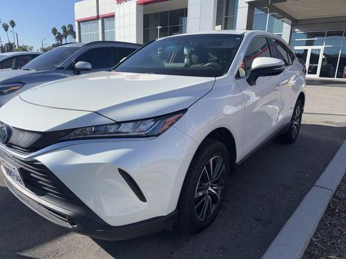 2022 Toyota Venza LE