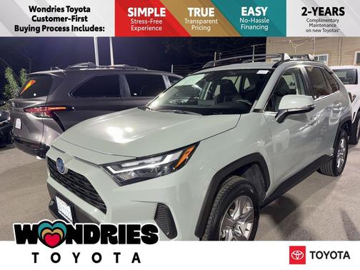 2022 Toyota RAV4 Hybrid XLE
