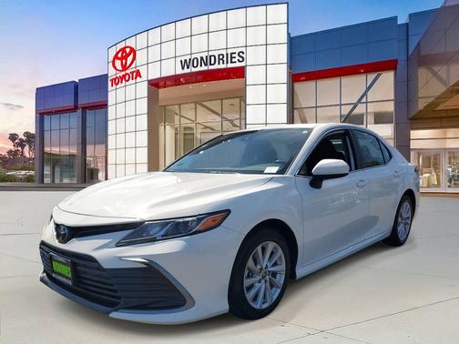 2024 Toyota Camry LE