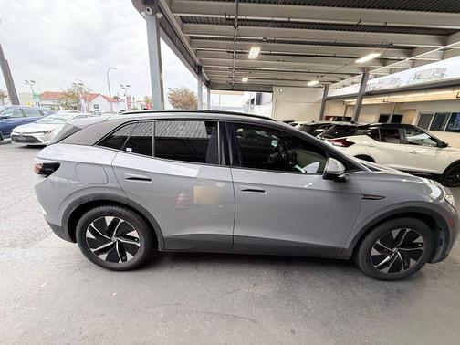 2021 Volkswagen ID.4 Pro