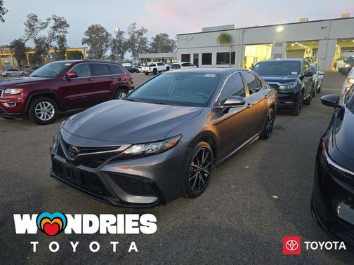 2024 Toyota Camry SE