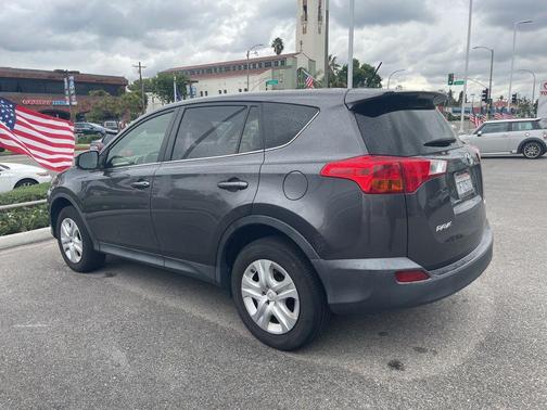2014 Toyota RAV4 LE
