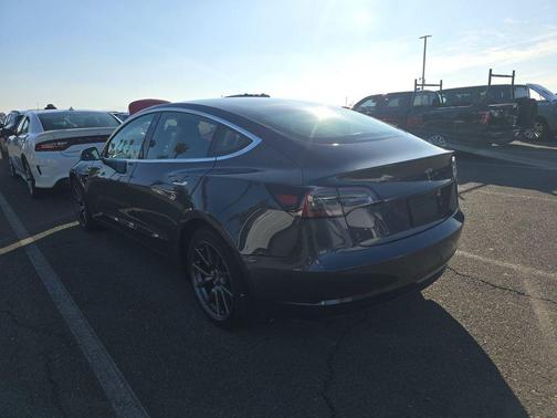 2020 Tesla Model 3 Standard Range