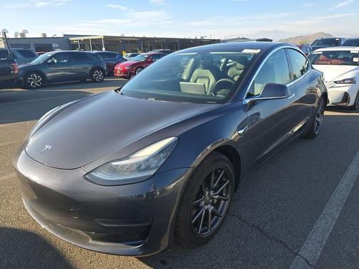 2020 Tesla Model 3 Standard Range