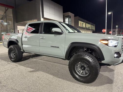 2023 Toyota Tacoma TRD Off Road