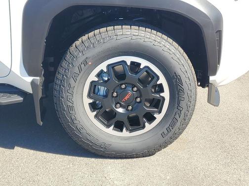 2025 Toyota 4Runner TRD Off Road