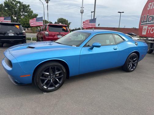 2023 Dodge Challenger SXT