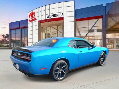 2023 Dodge Challenger SXT