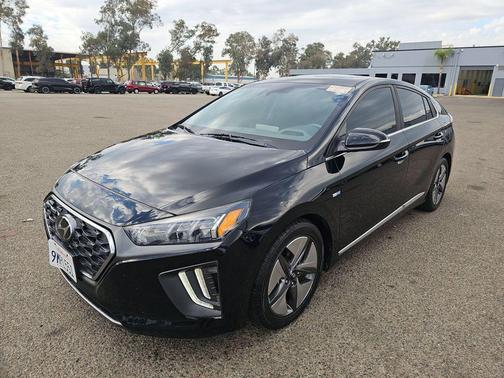 2020 Hyundai IONIQ Hybrid SEL