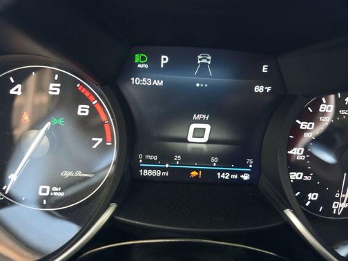 2019 Alfa Romeo Giulia Ti Lusso