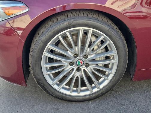 2019 Alfa Romeo Giulia Ti Lusso