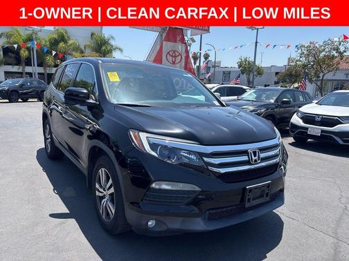 Crystal Black Pearl 2017 Honda Pilot EX