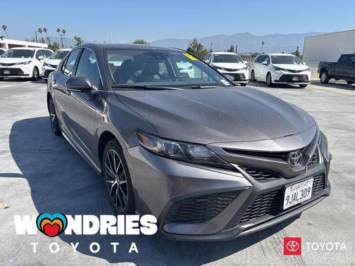Predawn Gray Mica 2024 Toyota Camry SE