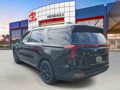 2025 Kia Carnival Hybrid SX