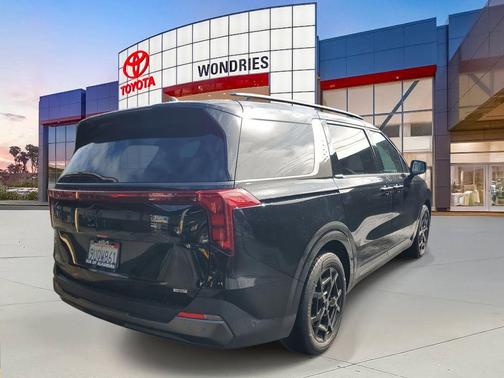 2025 Kia Carnival Hybrid SX