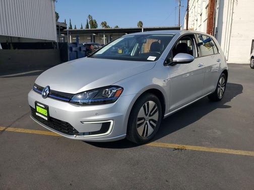 2016 Volkswagen e-Golf SEL Premium