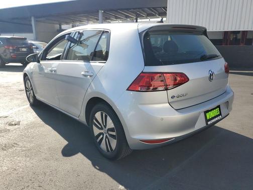 2016 Volkswagen e-Golf SEL Premium