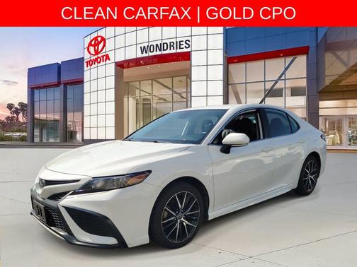 Ice 2023 Toyota Camry SE