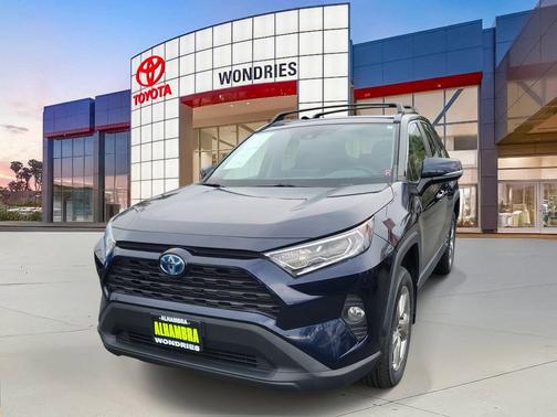 2021 Toyota RAV4 Hybrid XLE Premium