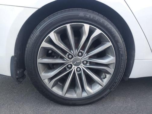 2015 Hyundai Genesis 3.8