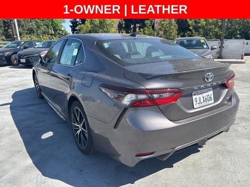 Predawn Gray Mica 2024 Toyota Camry SE