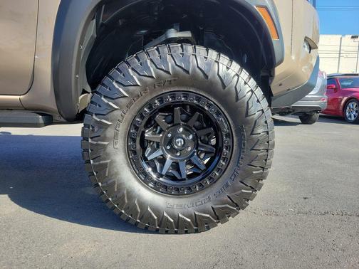 2023 Nissan Frontier PRO-X