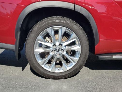 2022 Toyota Highlander Limited
