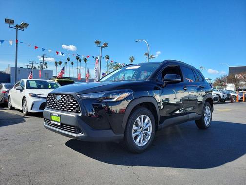 2024 Toyota Corolla Cross LE