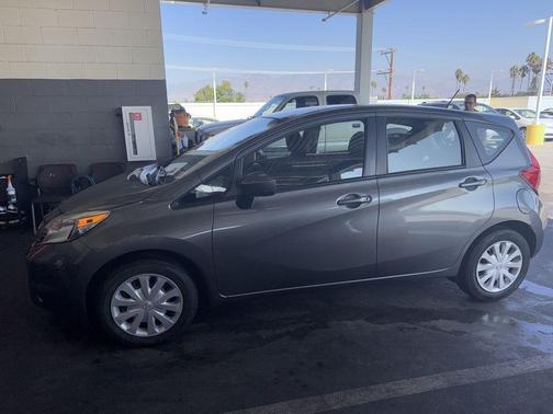 2016 Nissan Versa Note SV
